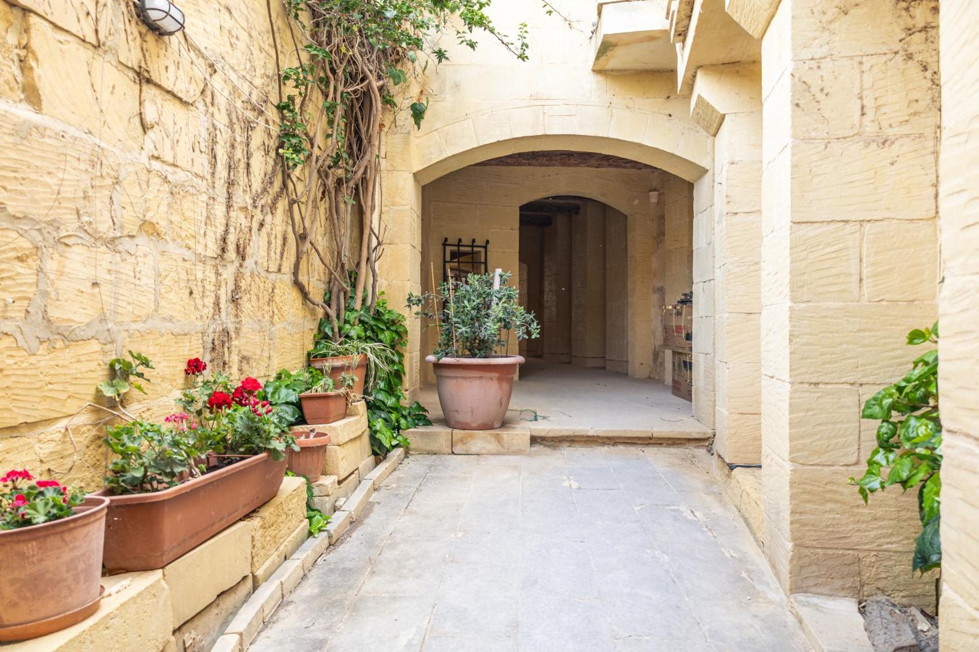 Tranquil 2-Bedroom Escape Nadur Εξωτερικό φωτογραφία